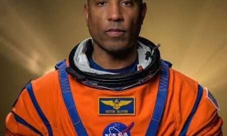 artemis II-victor-glover